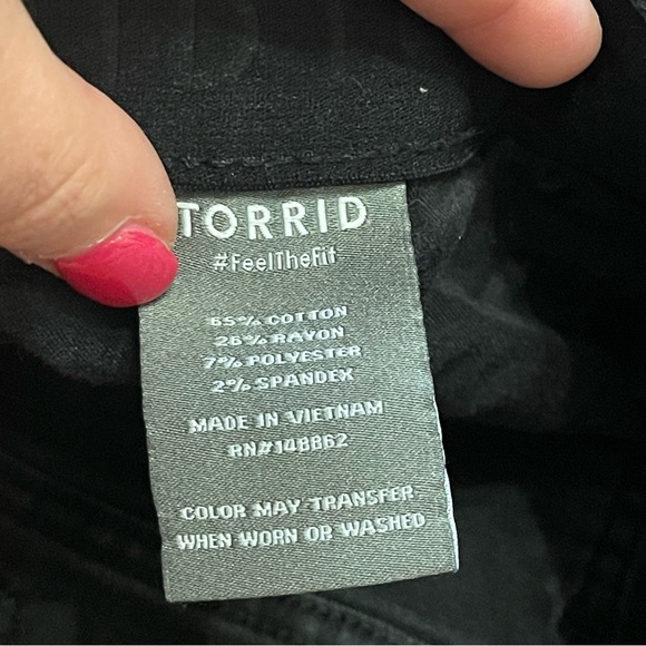 Torrid Sky High Skinny Jeans size 24TALL - Picture 4 of 5